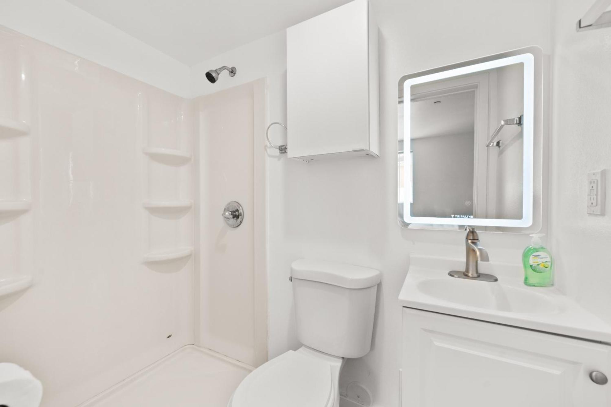 Spacious 1-bd Hideaway Close To Usc With Share Livingroom Séjour chez l'habitant Los Angeles