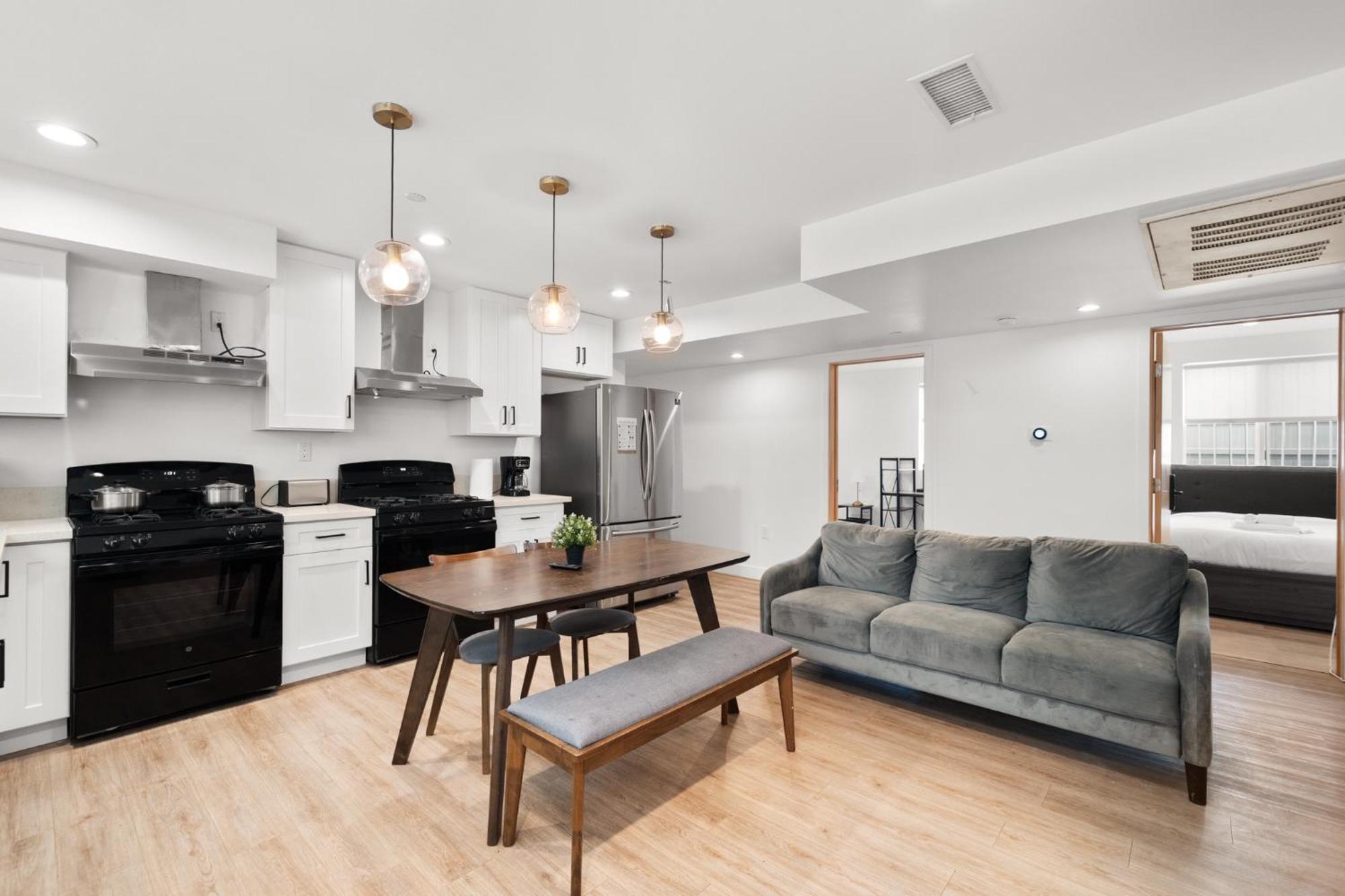 Spacious 1-bd Hideaway Close To Usc With Share Livingroom Séjour chez l'habitant